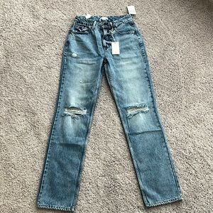 Good American Jeans, brand new with tags. Size 4/27